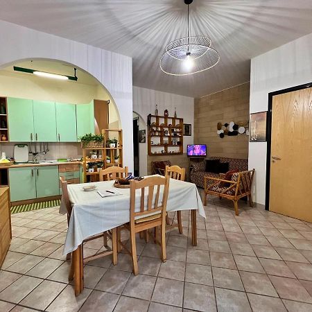 Casa Vacanza Rita マリーナ・ディ・ペスコルーゼ エクステリア 写真