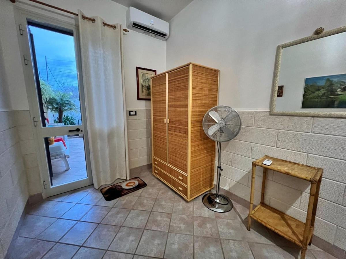 Casa Vacanza Rita マリーナ・ディ・ペスコルーゼ エクステリア 写真